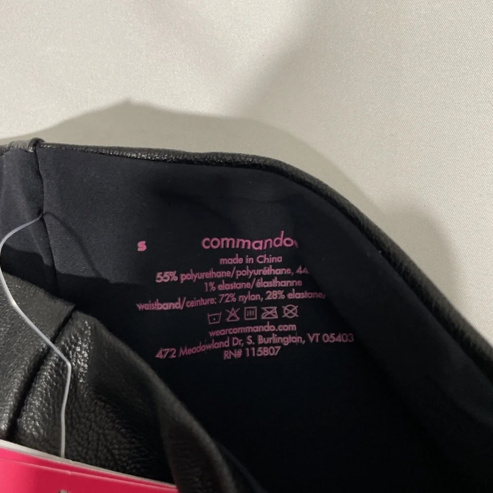 NWT $118 Commando [ Small ] Control Top Faux Leather Leggings in‎ Black